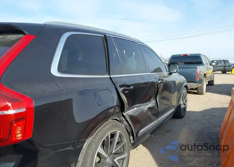 2018 Volvo Xc90 T6 Inscription z USA, uszkodzony, nr VIN YV4A22PL5J1197265